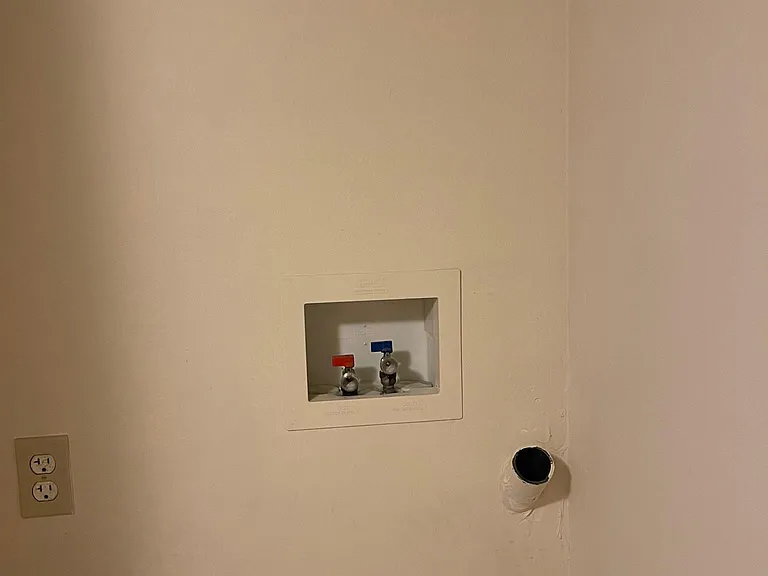 828 S Maryland Ave #2 — Photo 6