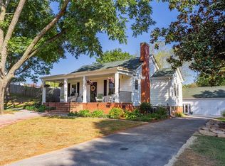 604 W Academy St, Madison, NC 27025