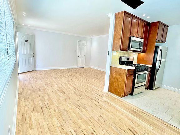 3rd image of 1619 Brockton Ave APT 101