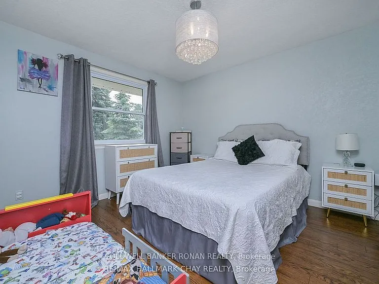 8 Doner St #UPPER LEVEL — Photo 7