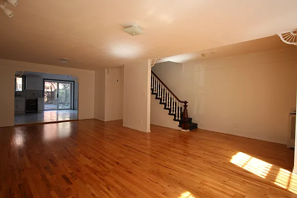 Rented by Brooklyn Real Inc | media 18