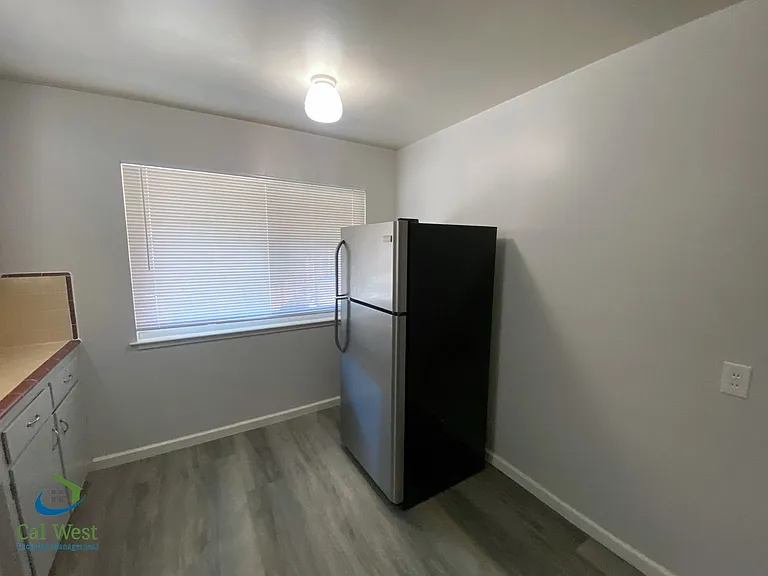 3619 Camden Ave — Photo 6
