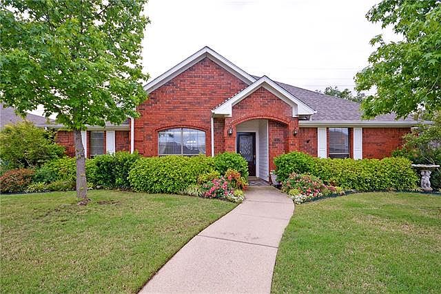 1st image of 2112 Buckskin Cir