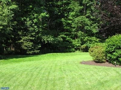 5th image of 42 Teaberry Ln