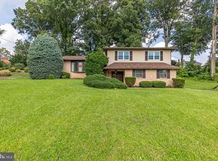 607 Ellis Ave, Newtown Square, PA 19073
