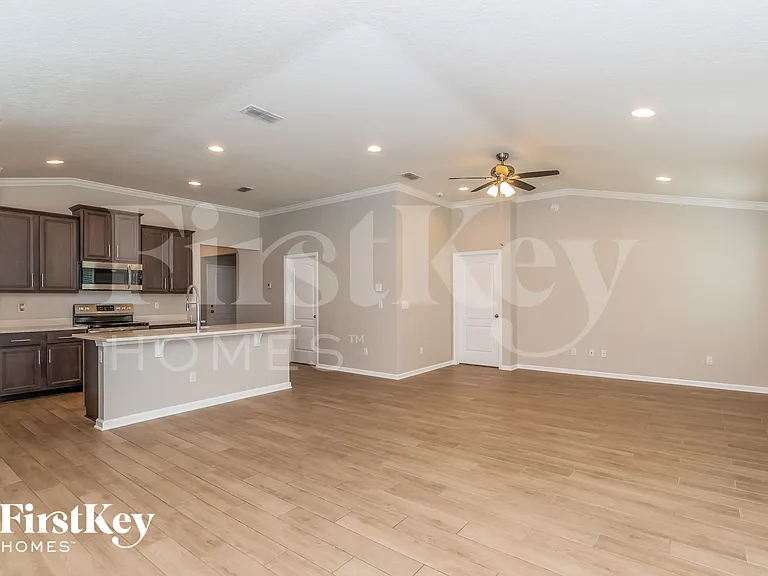 10112 Bengal Fox Dr — Photo 4