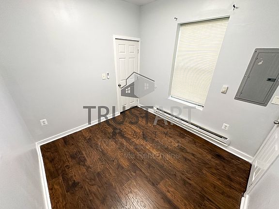 4th image of 1257 N 23rd St Unit 1