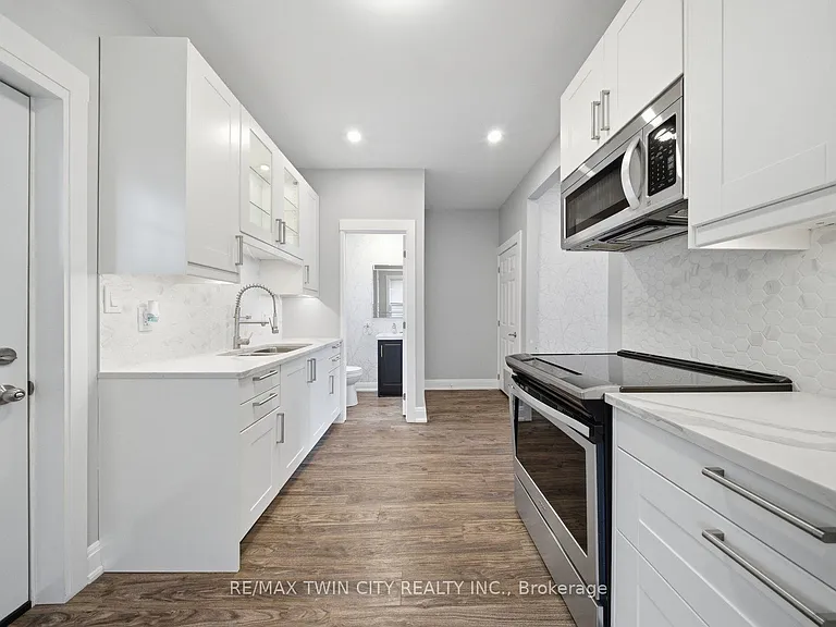 76 N Grey St E — Photo 13