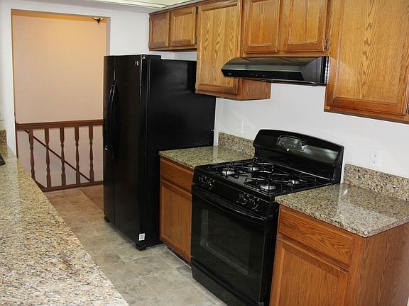 5th image of 29712 Red Oak Dr