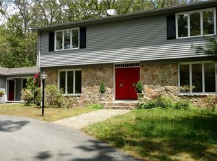 314 Howland Rd, East Greenwich, RI 02818