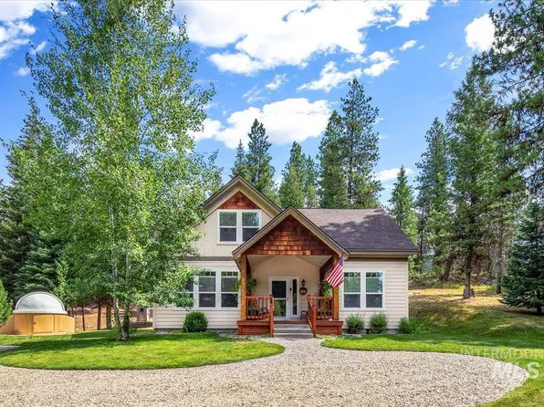 9780 Moore Dr, Cascade, ID 83611