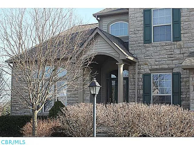 9207 Triple Crown Ct NW photo 1