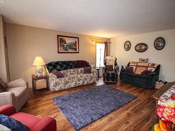 4th image of 1531 SE 60th Ct