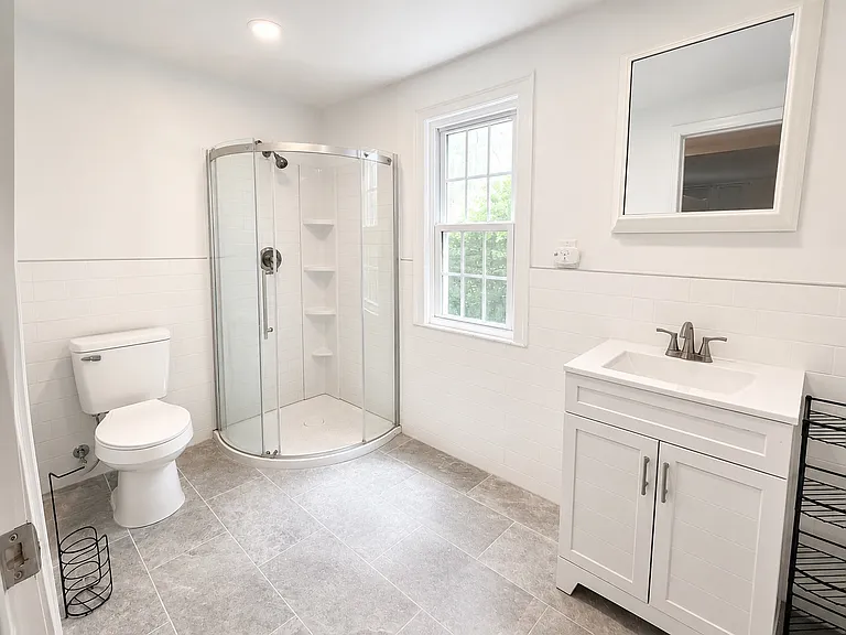 11 Webster Ave #7 — Photo 4