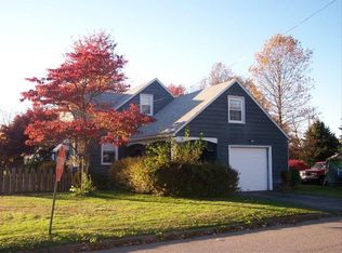 180 Gladstone St, Campbell, OH