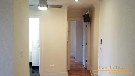 Rented by aptsandlofts.com