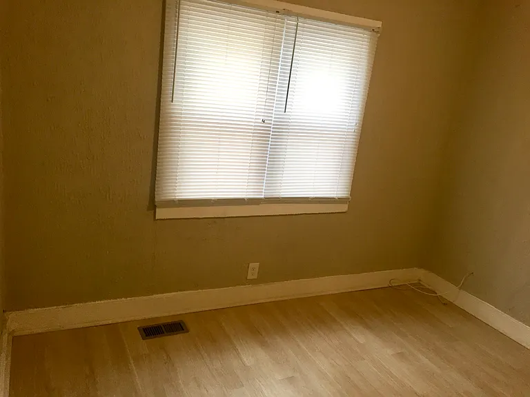 1st bedroom