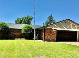 140 Rawlings, Clinton, OK 73601