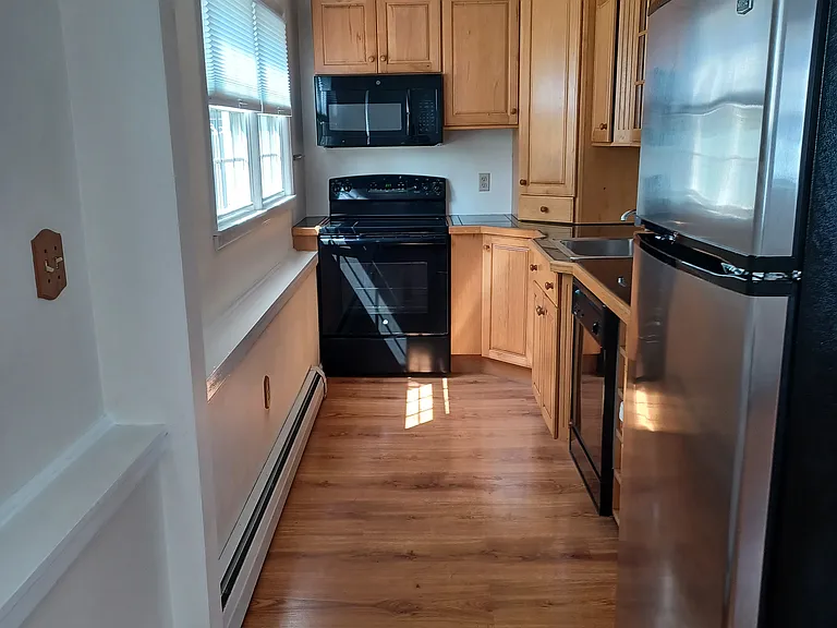 1 Cramer Rd #B — Photo 1