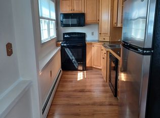 1 Cramer Rd APT B, Rhinebeck, NY 12572