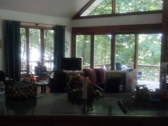 5th image of 528 S Worthington Way