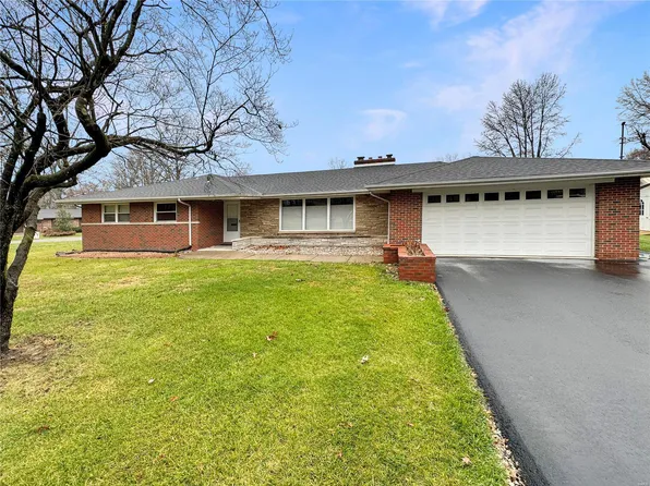 301 Louise Dr, Collinsville, IL 62234
