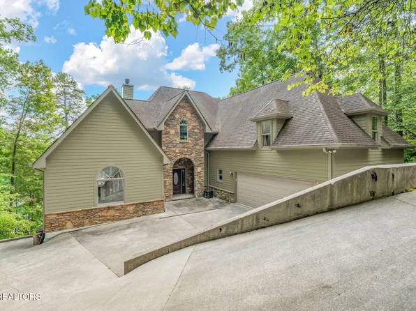 455 S Shorewood Ln, Caryville, TN 37714