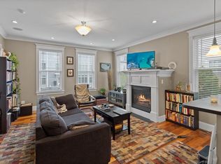 29 Mount Vernon St #1, Boston, MA 02125