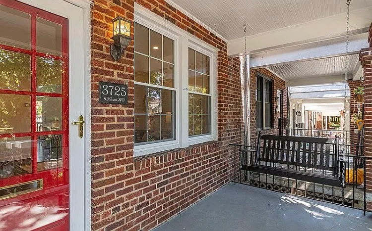 4 bed, 1650 sqft, $5,100 — Photo 1
