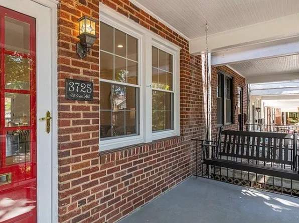 3725 W St NW, Washington, DC 20007