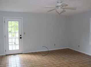 2826 Cox Rd, Auburn, AL 36832