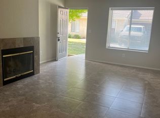 3114 Brookside Dr #D, Bakersfield, CA