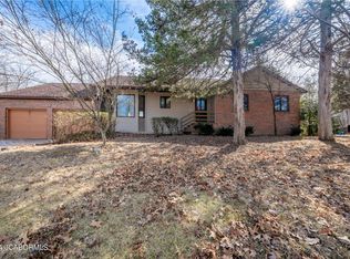 208 Dover St, Jefferson City, MO 65109
