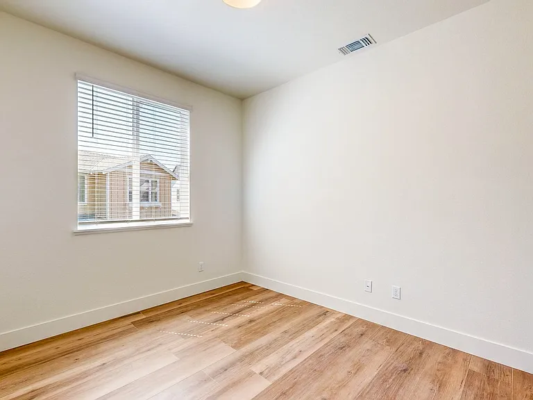 4739 Ima Ln — Photo 12