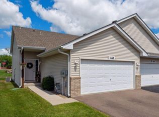 1660 Lakeridge Way, Waconia, MN 55387