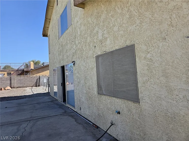 1745 Mount Hood St — Photo 70