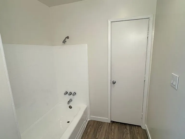 1134 Raymond Ave — Photo 26