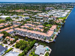 3030 Waterside Cir, Boynton Beach, FL 33435