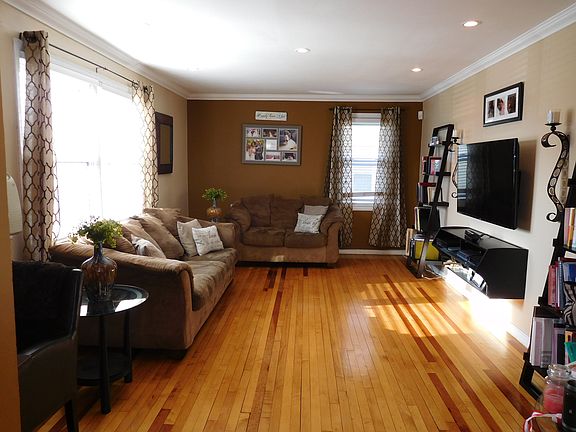 2nd image of 71-20 252 Nd St #67A