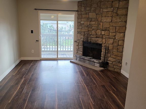 3rd image of 1960 S Xanadu Way APT 203