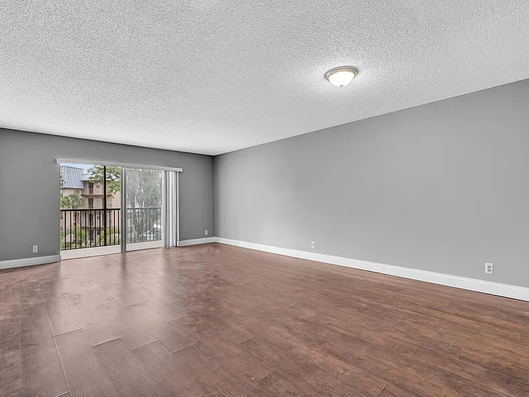 5961 N Falls Circle Dr #309 — Photo 38