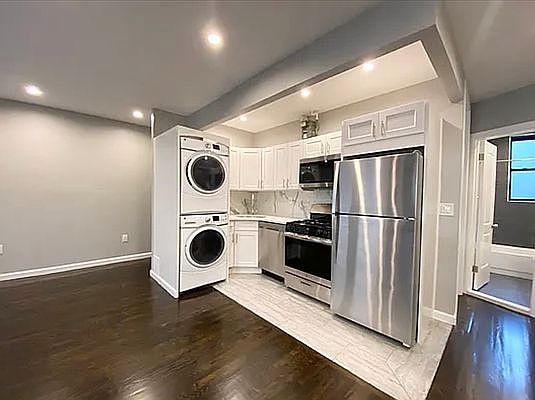 1st image of 2337 Andrews Ave N #3C