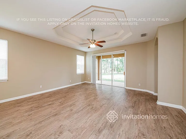 5015 Lakehurst Ct — Photo 3