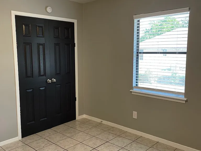 Park Place Apartments — Photo 22