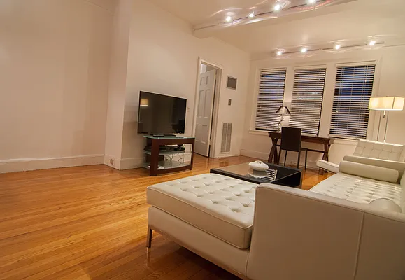 Rented by WAM Partners - William Moses Co. | media 135