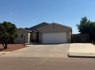1709 College Park Dr, Clovis, NM 88101