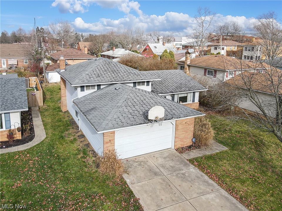 5510 Hollywood Dr, Parma, OH 44129 Zillow