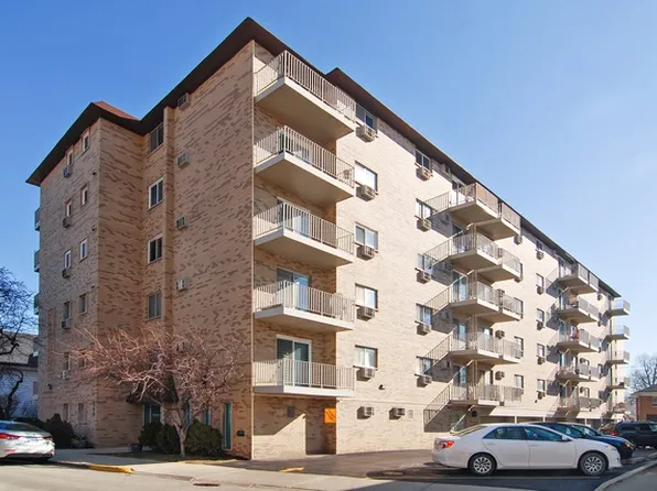300 Circle Ave APT 2K, Forest Park, IL 60130