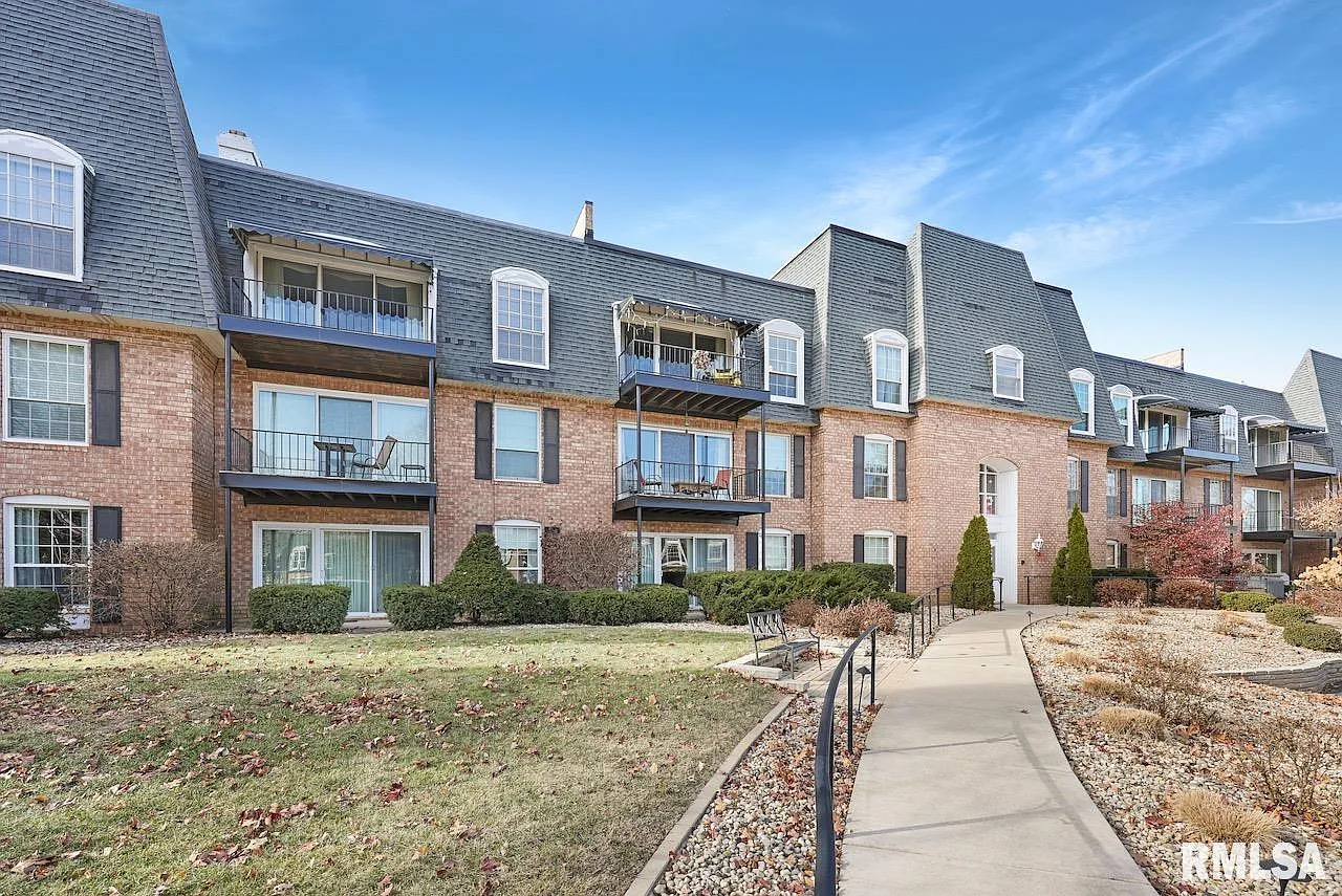 4900 N Knoxville Ave APT 116A photo 1