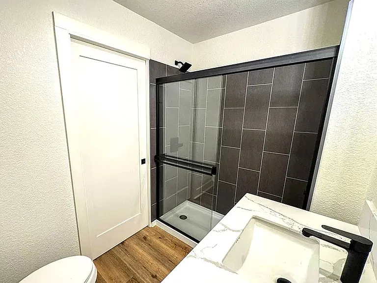 3046 Nimitz Blvd — Photo 7